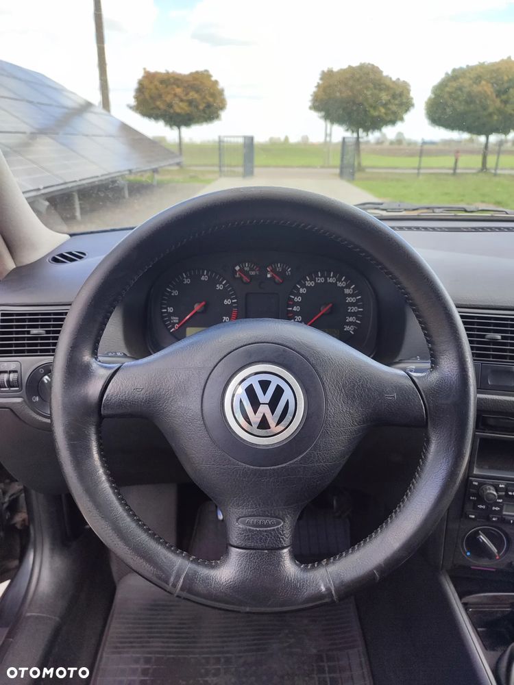 Volkswagen Golf 1.6 Comfortline - 13