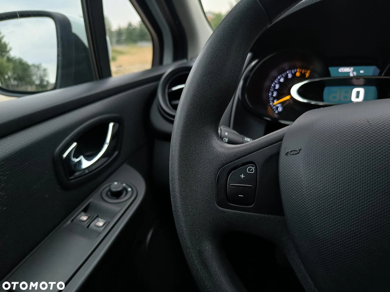 Renault Clio 1.2 16V 75 Dynamique - 37