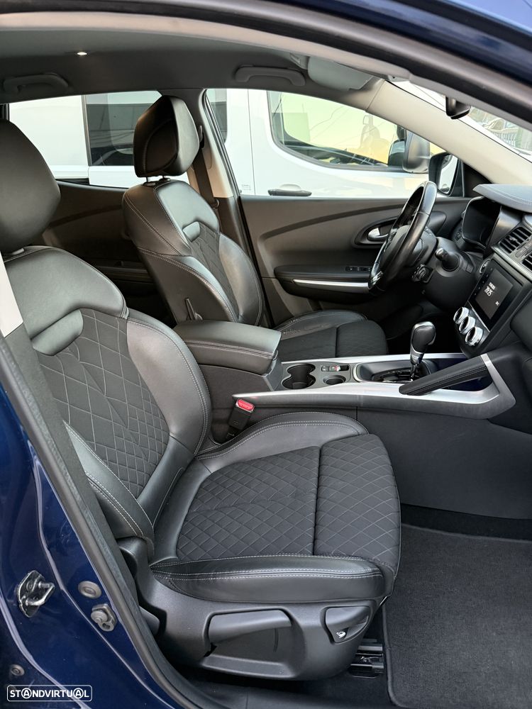 Renault Kadjar BLUE dCi 115 EDC INTENS - 27