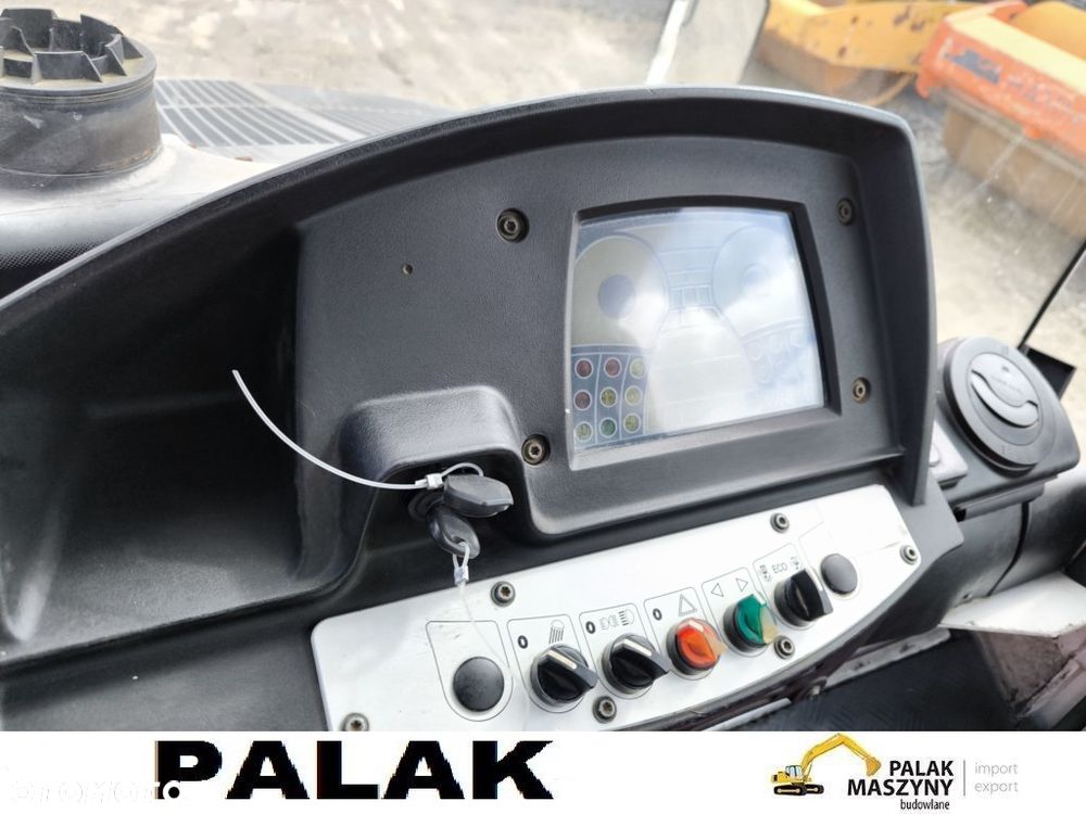 Bomag Walec drogowy   BOMAG BW 154  AP + SIEWNIK   , 2009  rok - 13