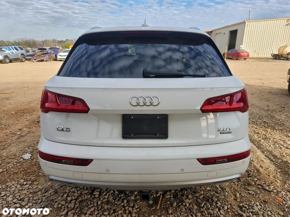 Audi Q5 2.0 TFSI Quattro S tronic design - 6
