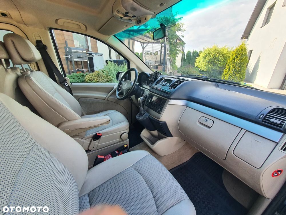 Mercedes-Benz Viano - 11