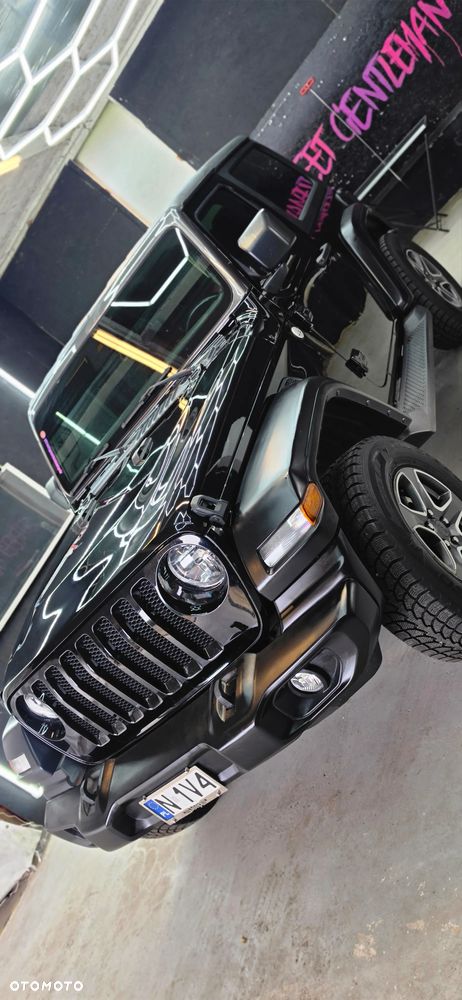 Jeep Wrangler - 6
