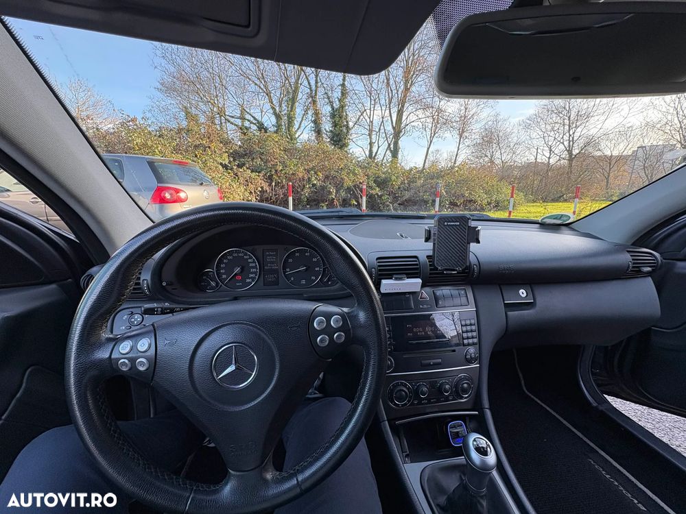 Mercedes-Benz C 180 K Sportcoupe - 12