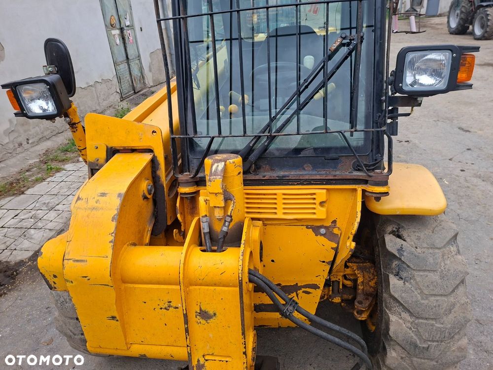 JCB 525-50 4X4 - 26