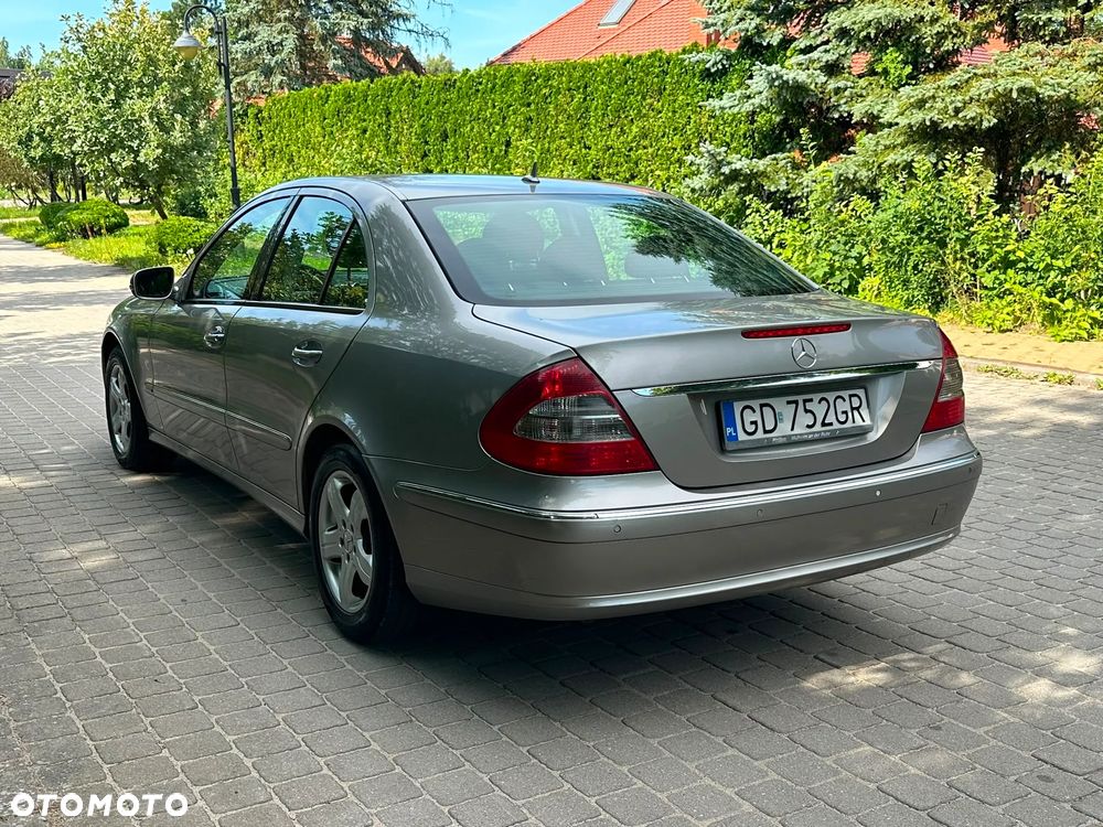 Mercedes-Benz Klasa E 220 CDI Automatik Elegance - 4