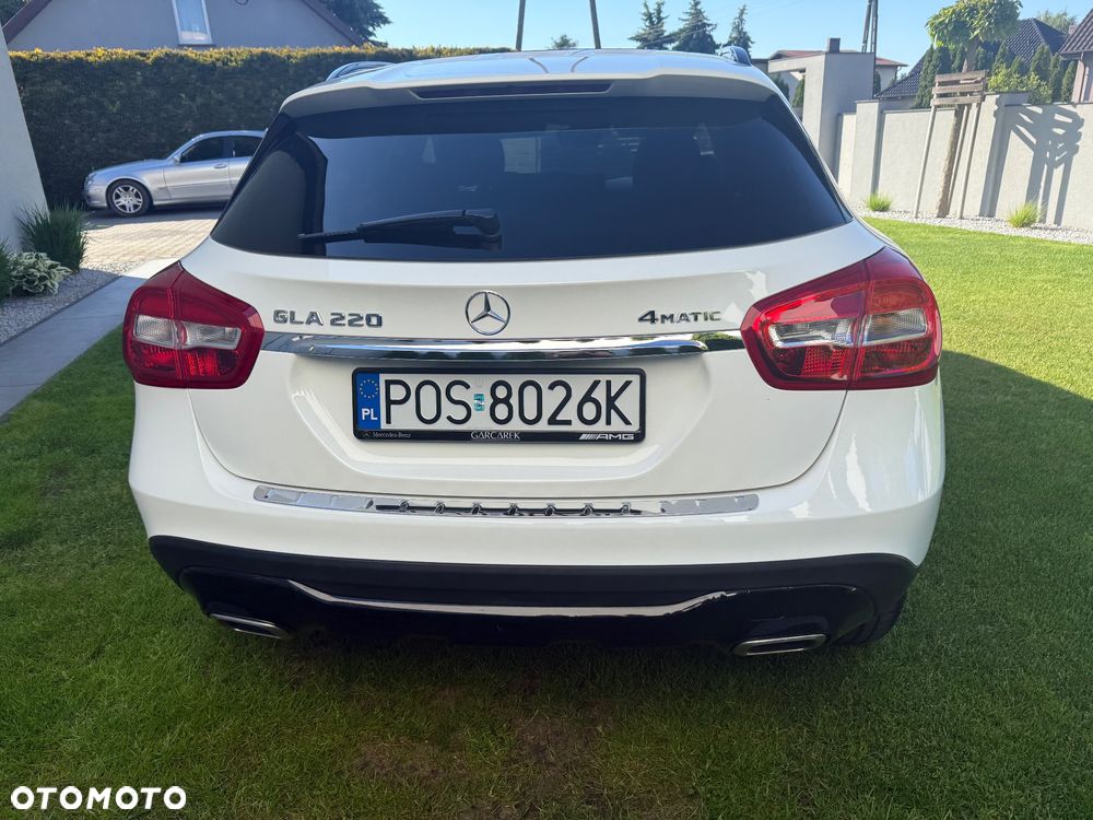 Mercedes-Benz GLA 220 4-Matic - 15