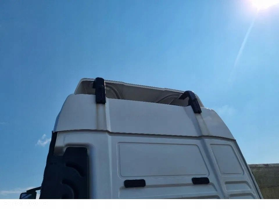 SPOJLER SPOILER OWIEWKA DACHOWA MAN TGX EURO 6 - 2