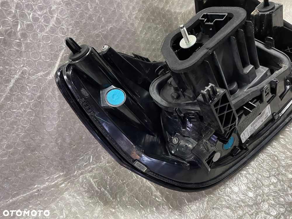 LAMPA TYŁ PRAWA OPEL CORSA F LED 90194153 39162664 9829317280 - 10