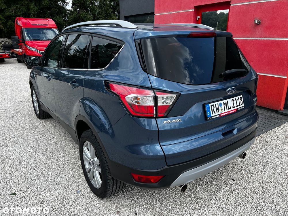 Ford Kuga 1.5 EcoBoost 2x4 Titanium - 4