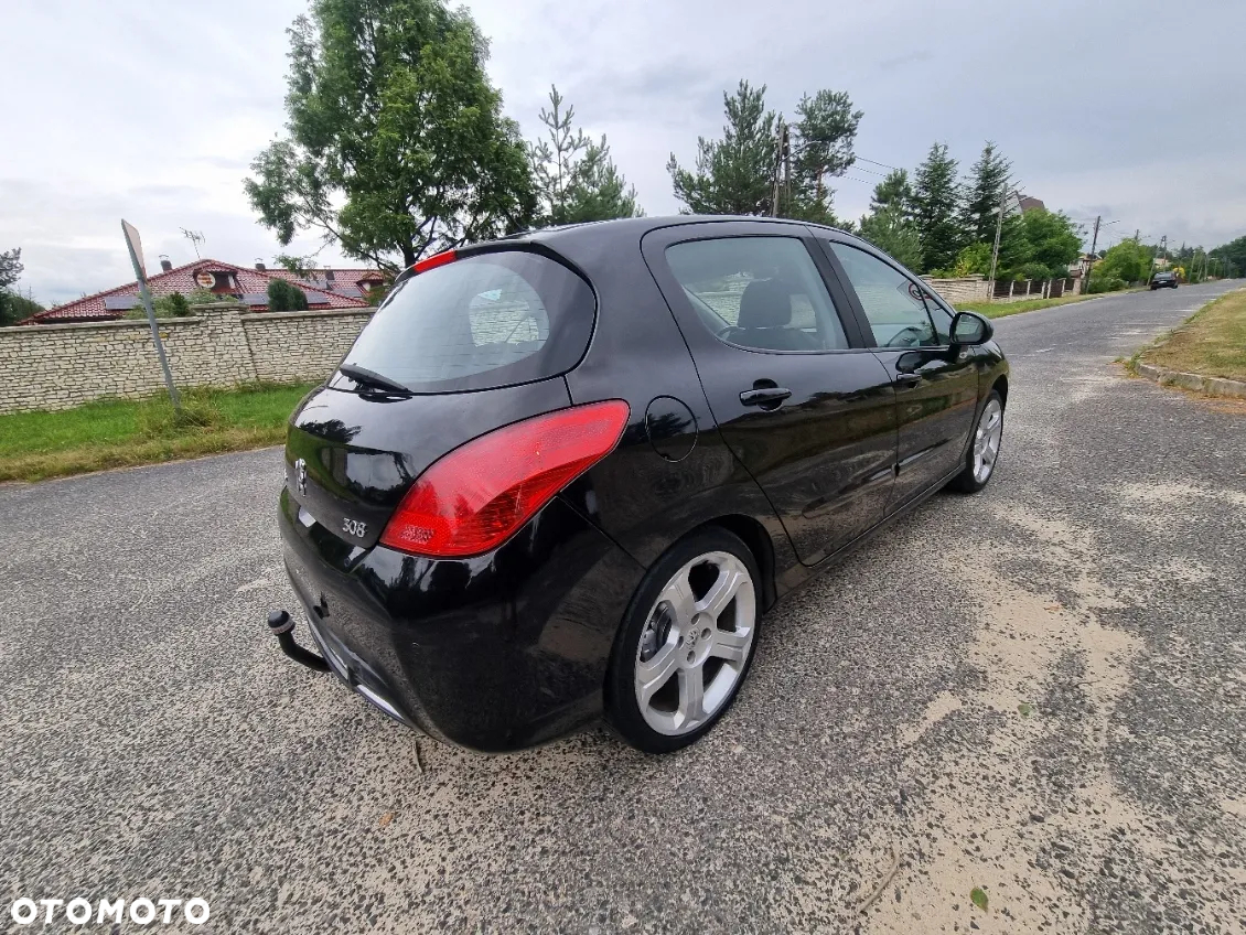 Peugeot 308 1.6 Premium Plus - 12