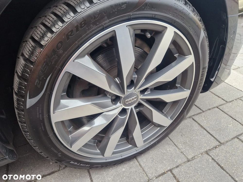 Audi A4 Limousine 35 TFSI S tronic - 14
