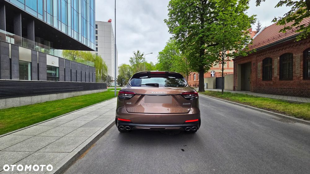 Maserati Levante GTS Q4 - 22