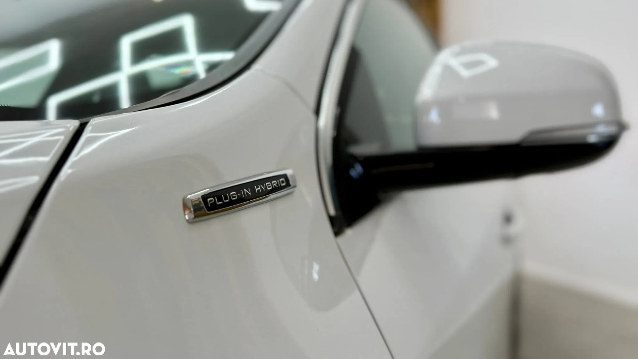 Volvo V60 D6 Plug-In-Hybrid AWD Geartronic Momentum - 17
