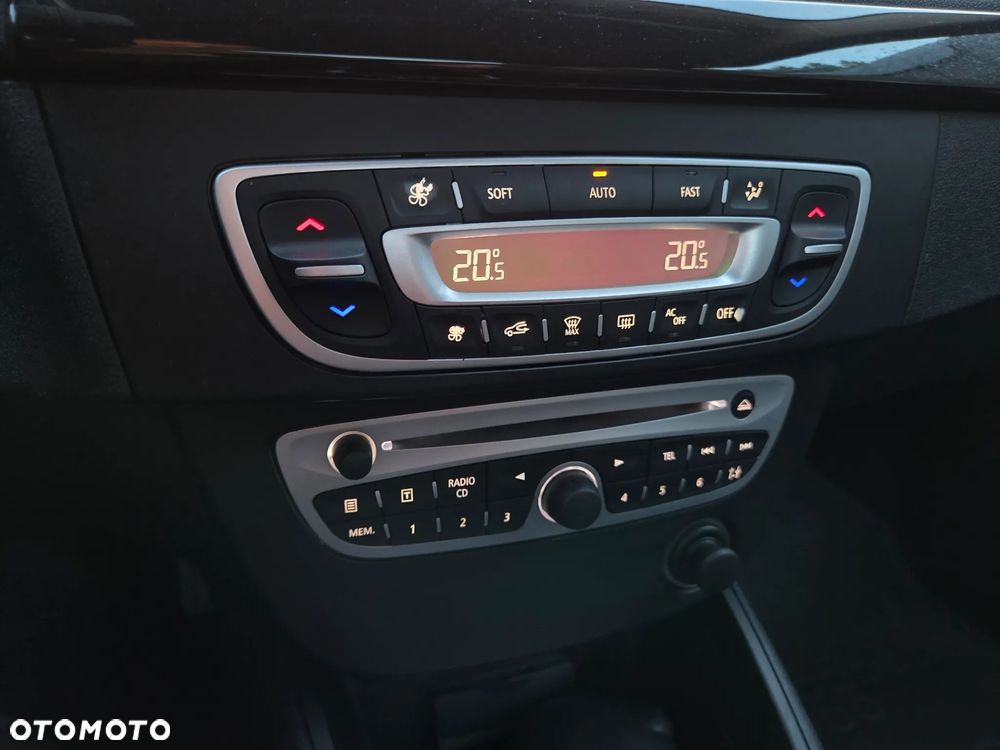 Renault Fluence 1.6 16V Dynamique - 22