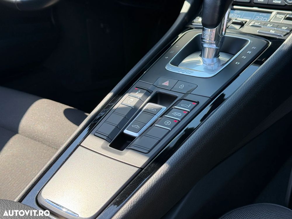 Porsche Boxster T PDK - 15