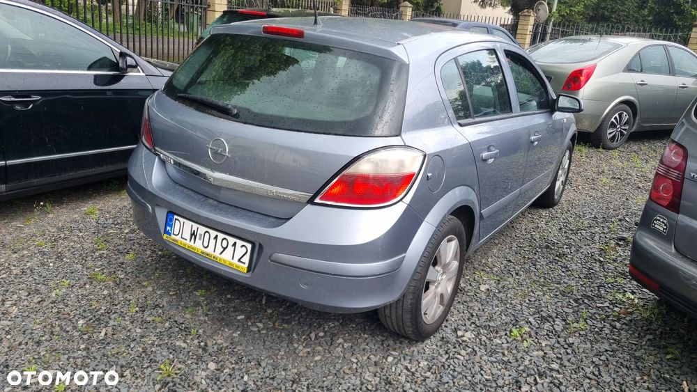 Opel Astra 1.6 Easytronic Edition - 4