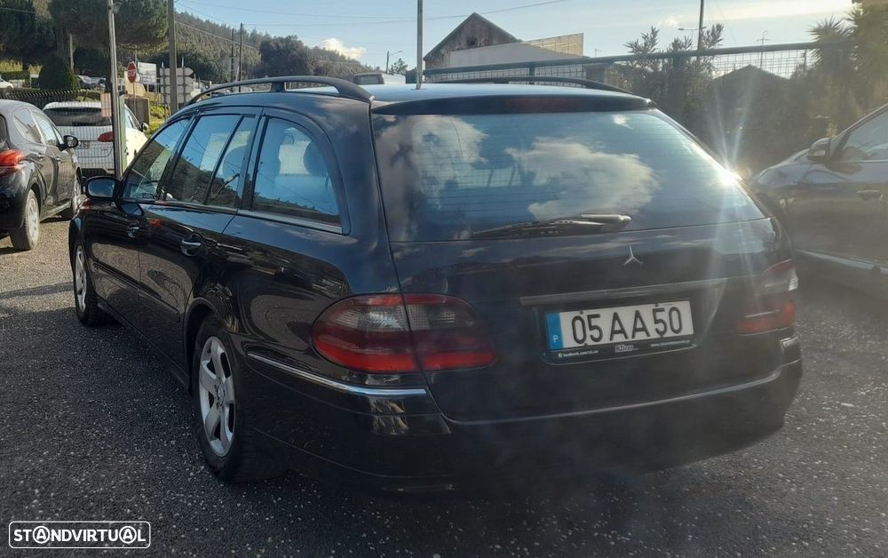 Mercedes-Benz E 220 CDi Avantgarde - 4