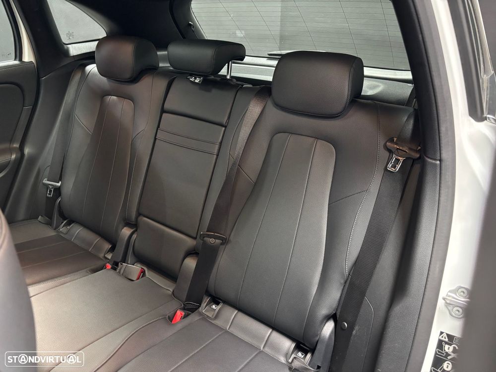 Mercedes-Benz GLA 250 e 8G-DCT Progressive Advanced - 27