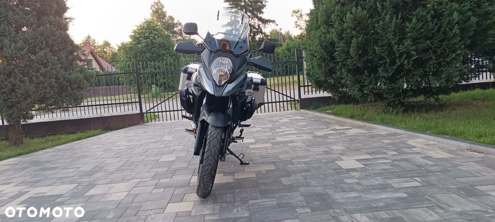 Suzuki V-STROM - 37