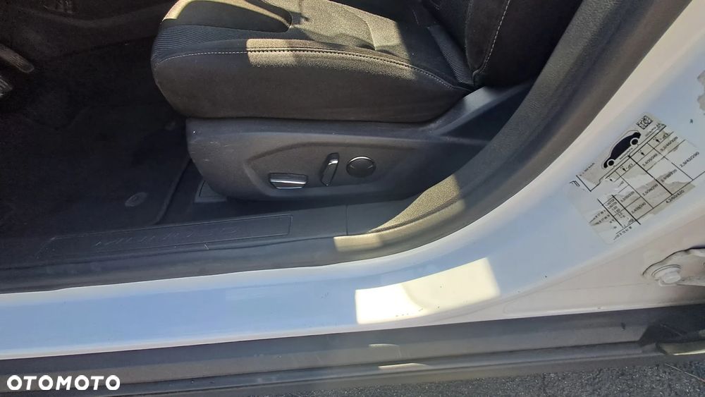 Ford Mondeo 1.5 EcoBoost Trend - 11