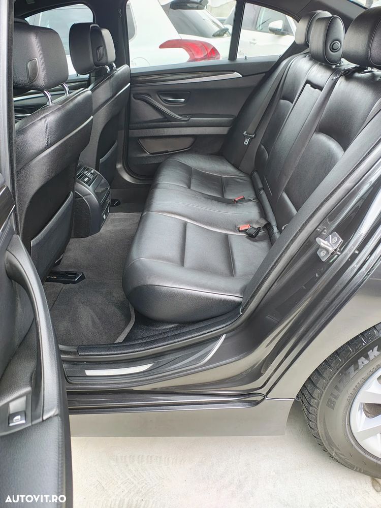 BMW Seria 5 520d Aut. Luxury Line - 21