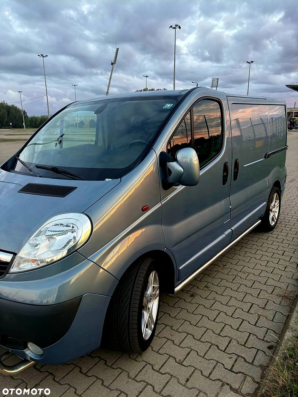 Opel Vivaro - 8