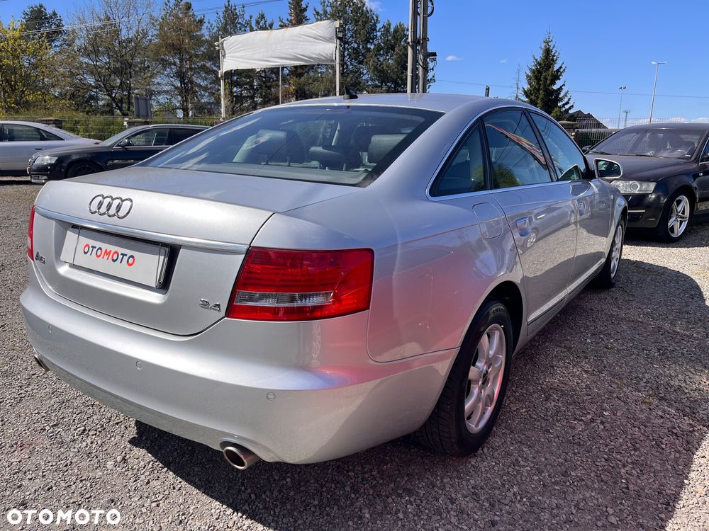 Audi A6 Limousine 2.4 - 3
