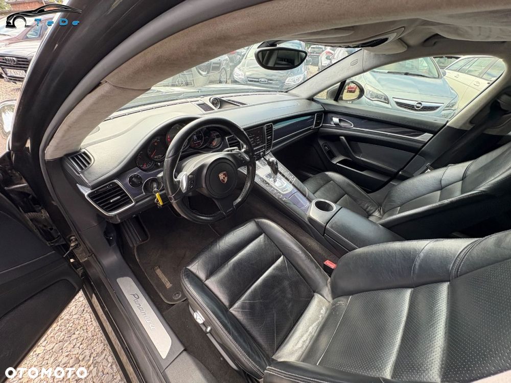 Porsche Panamera - 14