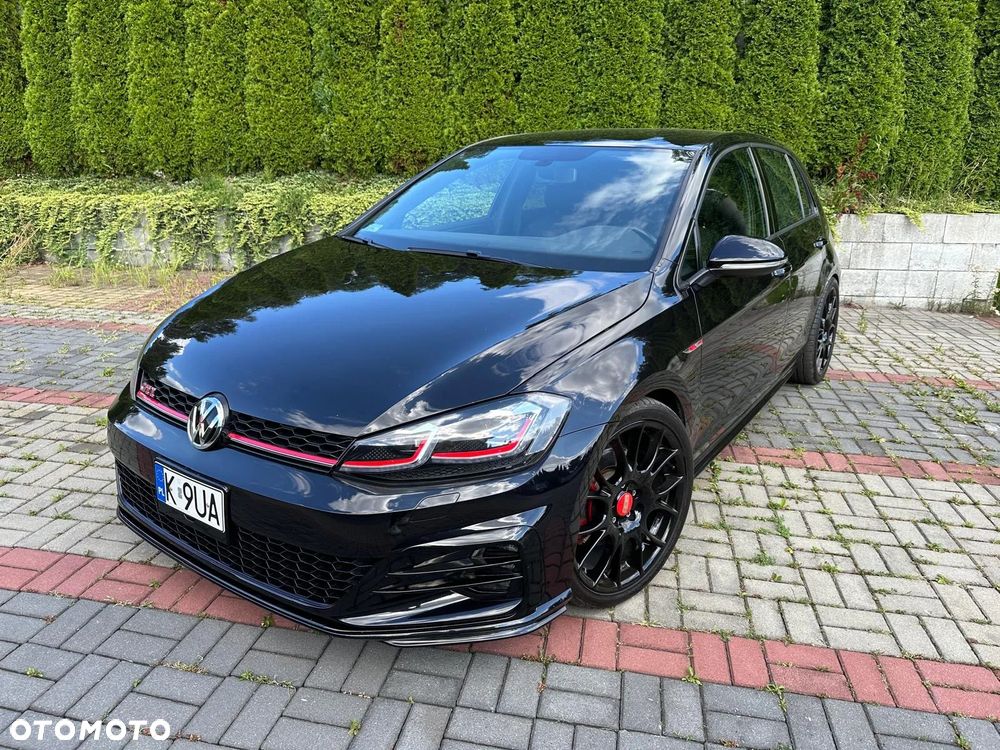 Volkswagen Golf GTI (BlueMotion Technology) - 1