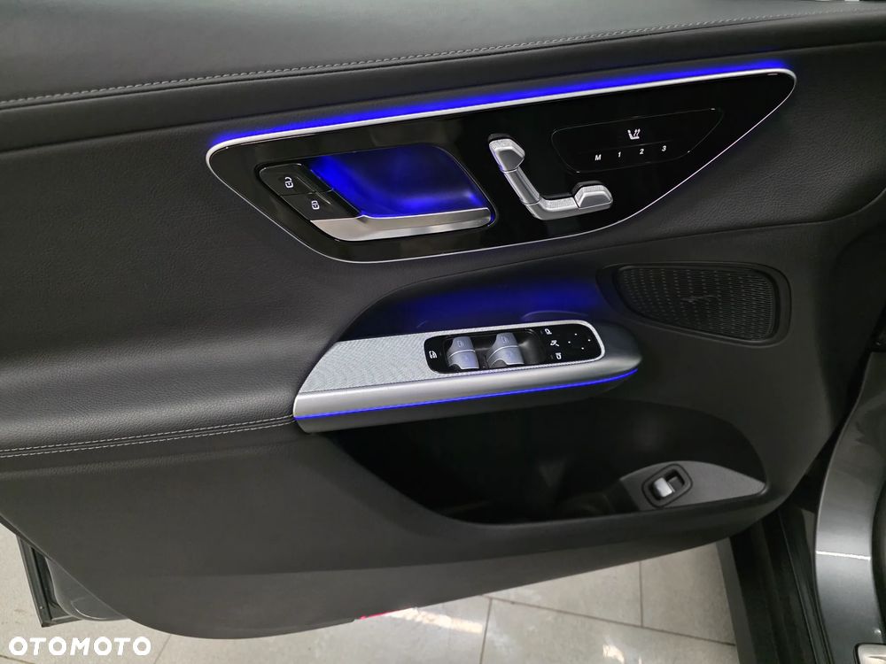 Mercedes-Benz GLC 220 d 4Matic 9G-TRONIC Edition AMG Line - 26