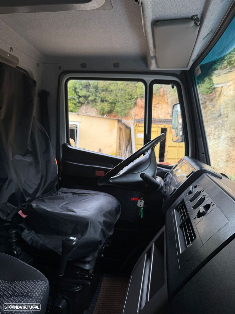 Mercedes-Benz 815d Vario - 13