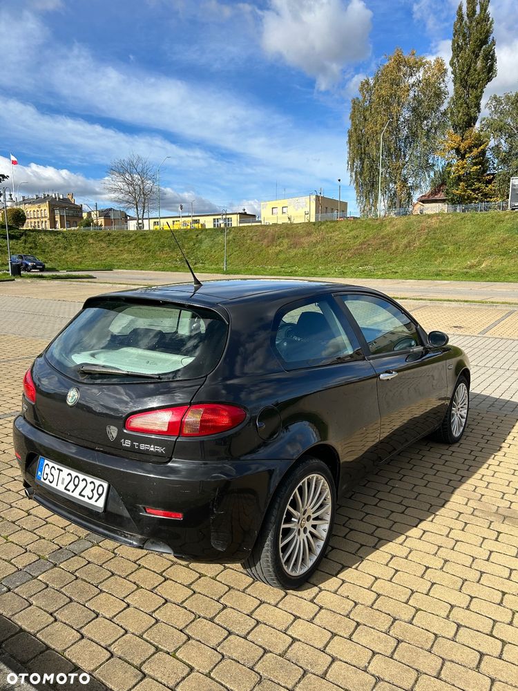 Alfa Romeo 147 - 5