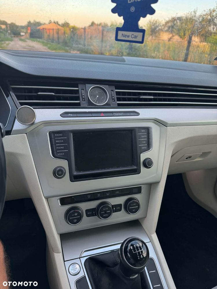 Volkswagen Passat 2.0 TDI BMT Comfortline - 7