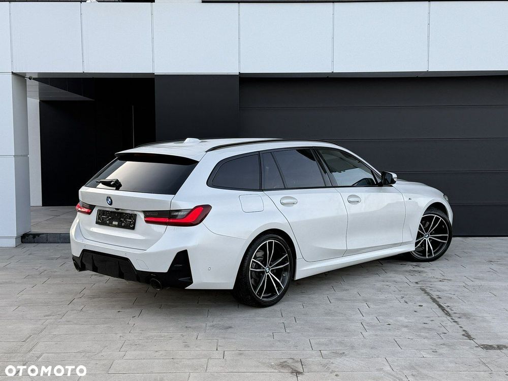 BMW Seria 3 320d xDrive Edition M Sport Shadow - 4