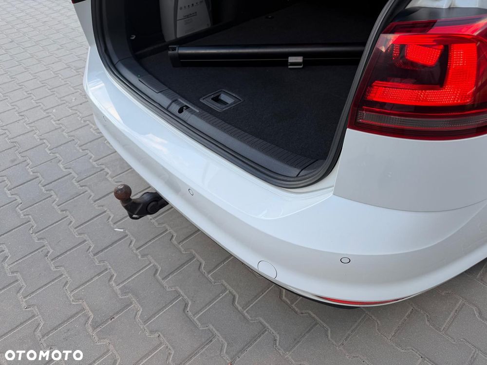 Volkswagen Golf 1.4 TSI BMT Highline - 14