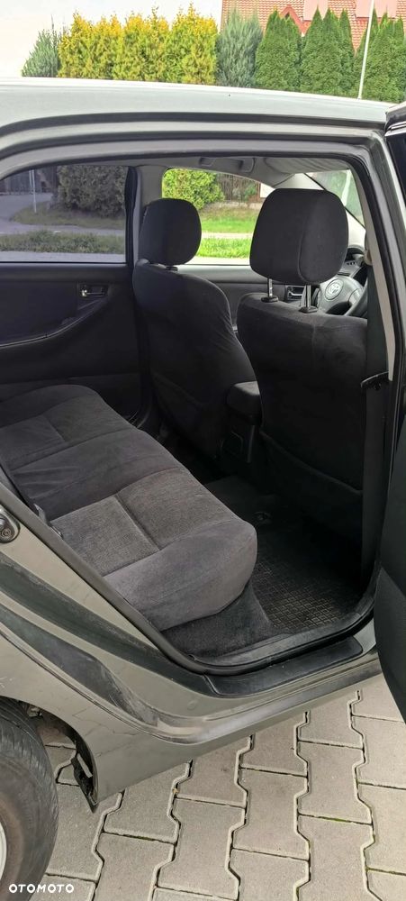 Toyota Corolla 2.0 D-4D Executive - 12