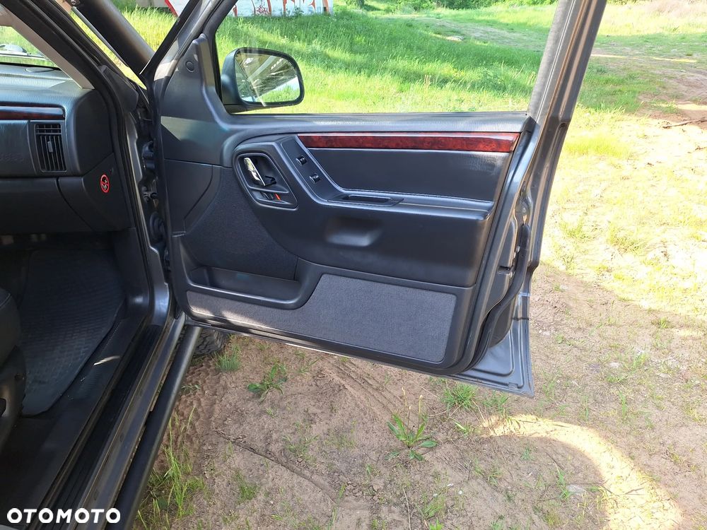 Jeep Grand Cherokee 2.7 CRD Limited - 10