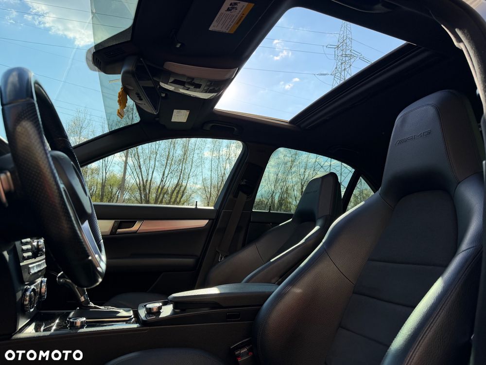 Mercedes-Benz Klasa C 63 AMG 7G-TRONIC - 13