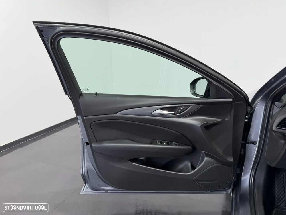 Opel Insignia Sports Tourer 1.5 D Business Edition - 40