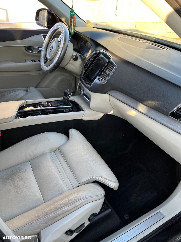 Volvo XC 90 D4 Inscription - 11