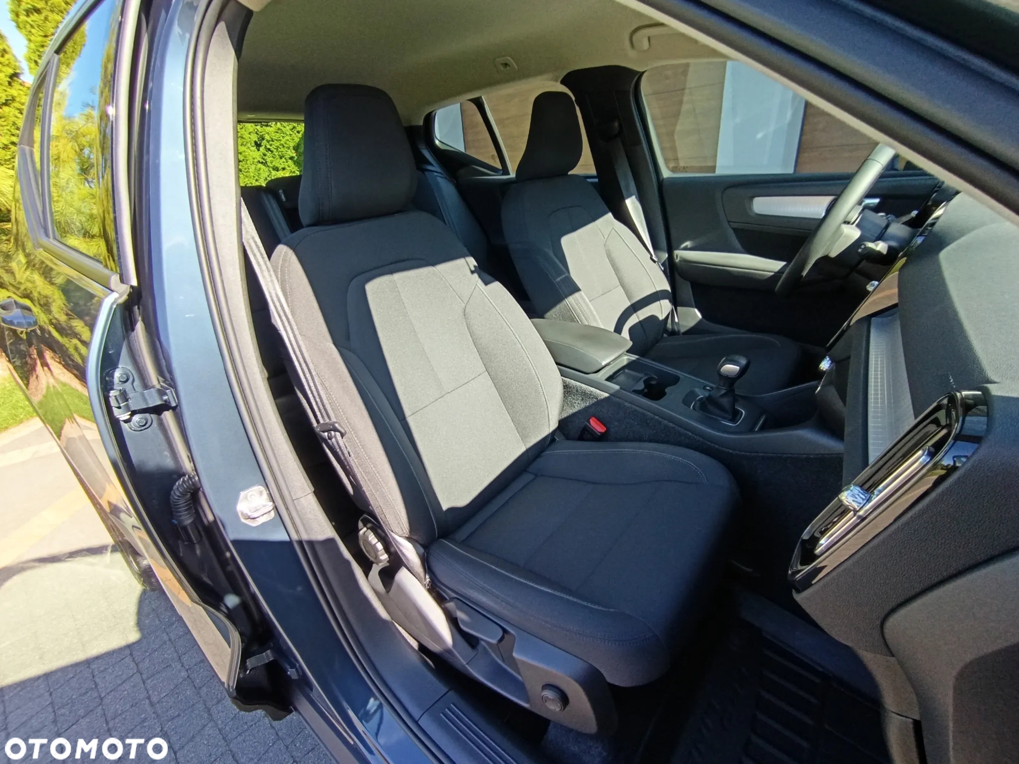 Volvo XC 40 T3 - 12