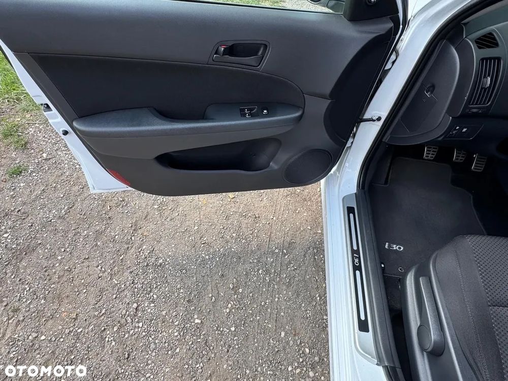 Hyundai i30 - 11
