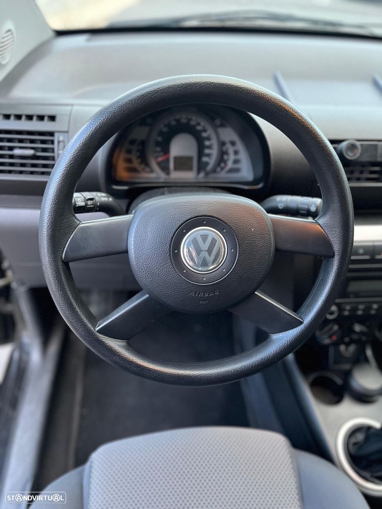 VW Fox - 4