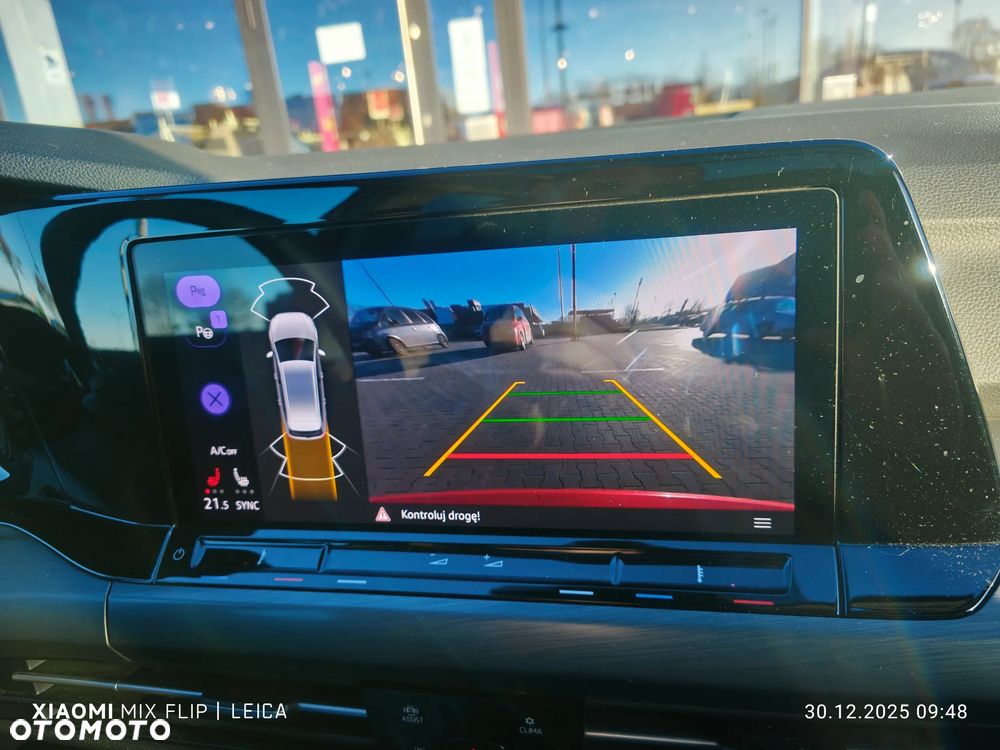 Volkswagen Golf 1.5 TSI EVO Style - 23