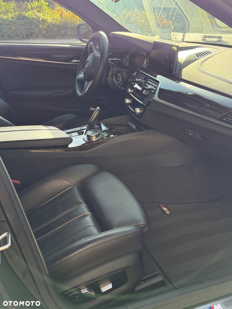 BMW Seria 5 - 34