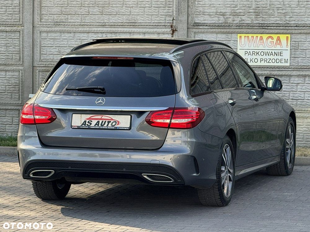 Mercedes-Benz Klasa C 250 d 4Matic 9G-TRONIC AMG Line - 4
