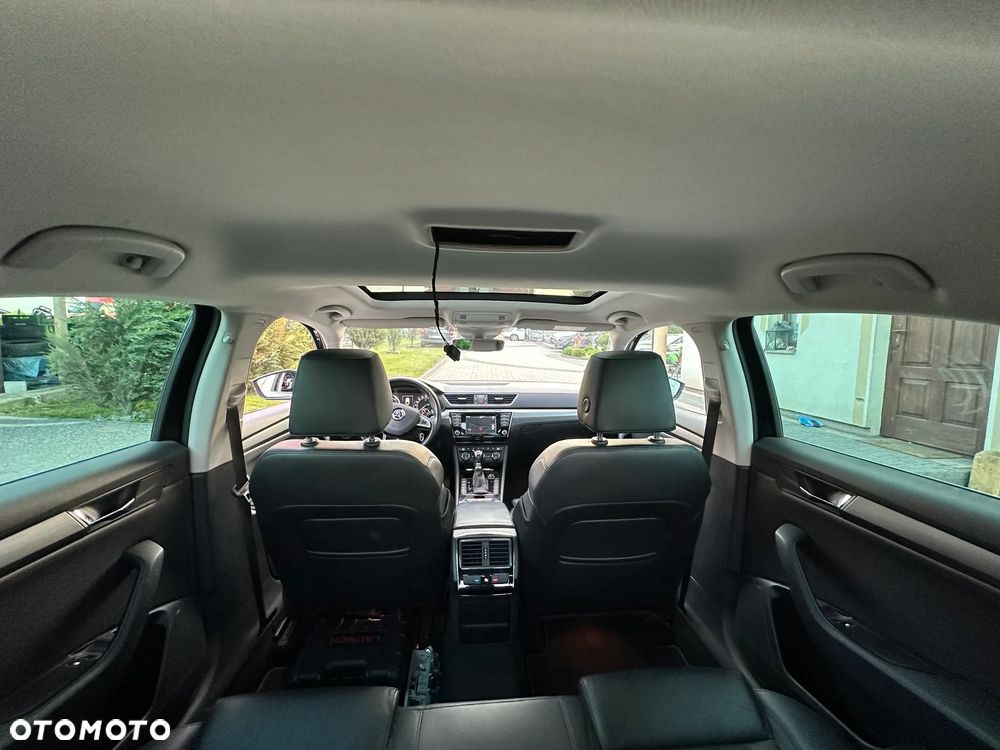 Skoda Superb 2.0 TDI DSG Ambition - 10