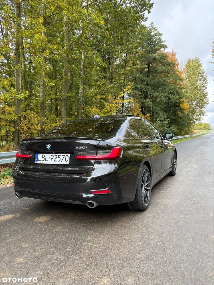 BMW Seria 3 330i xDrive Sport Line - 6