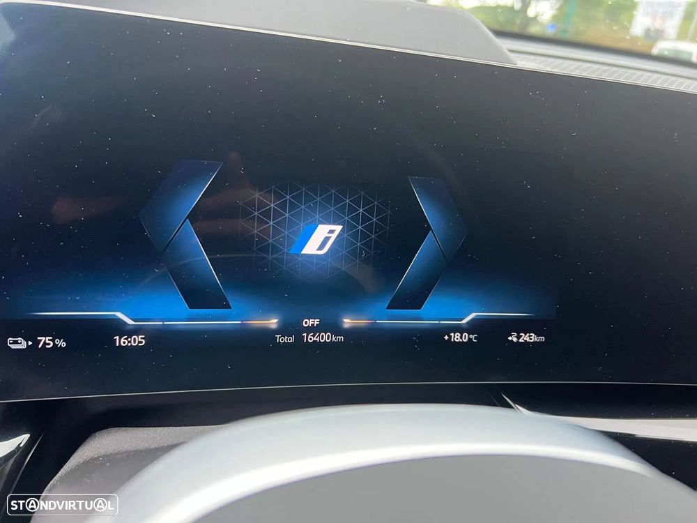 BMW iX1 xDrive30 xLine - 13